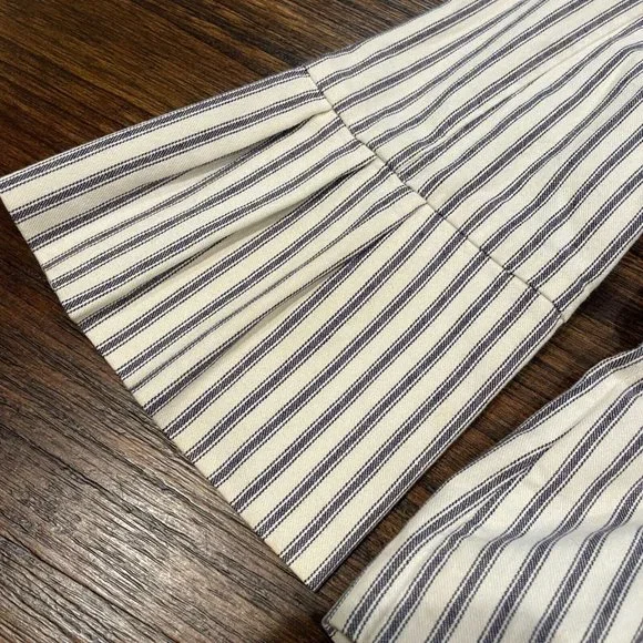 Gorgeous Vintage cabi Spring 2008 Nautical Navy & White Ticking Blazer - Picture 10 of 13